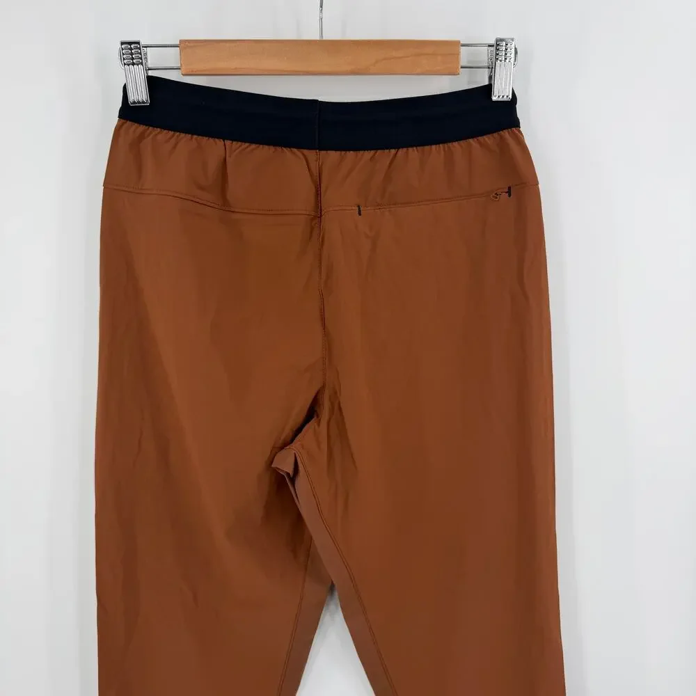 Everlane Tech Nylon Athletic Sweatpants in brown Size XS/ E2